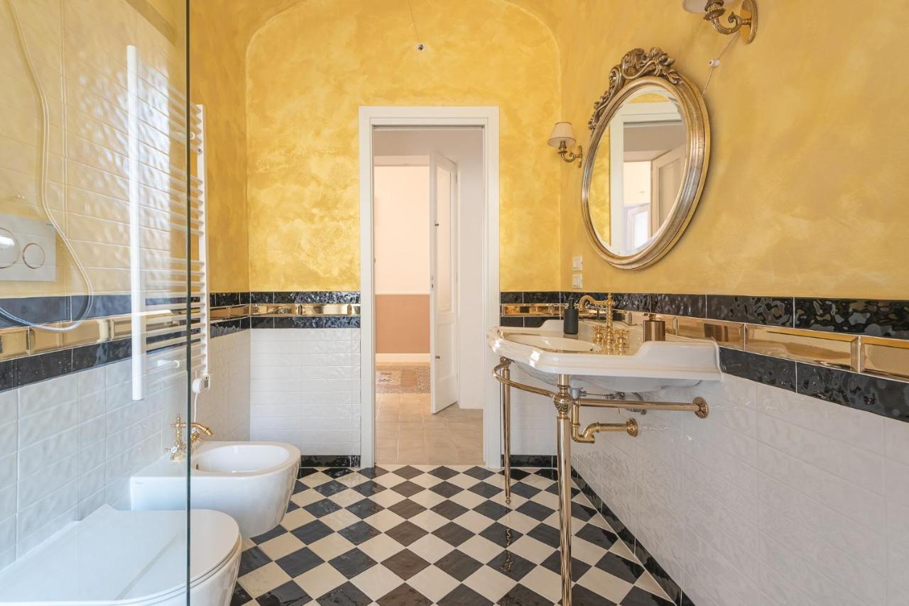 Nitti43 Luxury Apartment Ταράντο Εξωτερικό φωτογραφία
