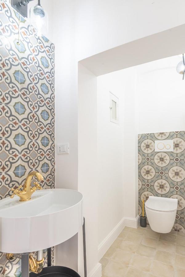 Nitti43 Luxury Apartment Ταράντο Εξωτερικό φωτογραφία