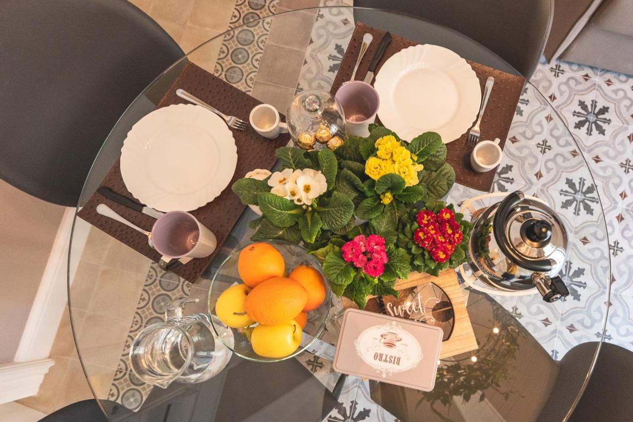 Nitti43 Luxury Apartment Ταράντο Εξωτερικό φωτογραφία